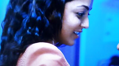 Улаан топ - Дотуур өмд байхгүй